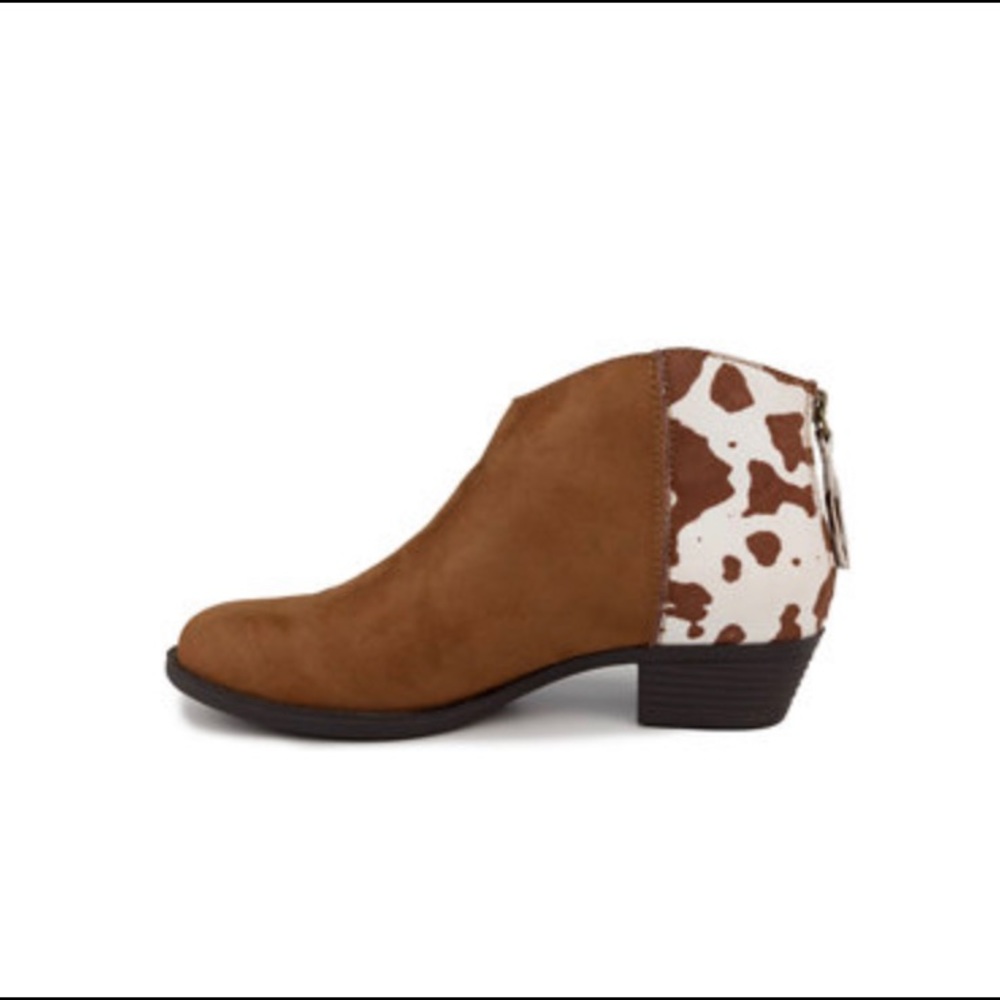 New Cow Print Animal Print Brown Ankle Booties Size 8M